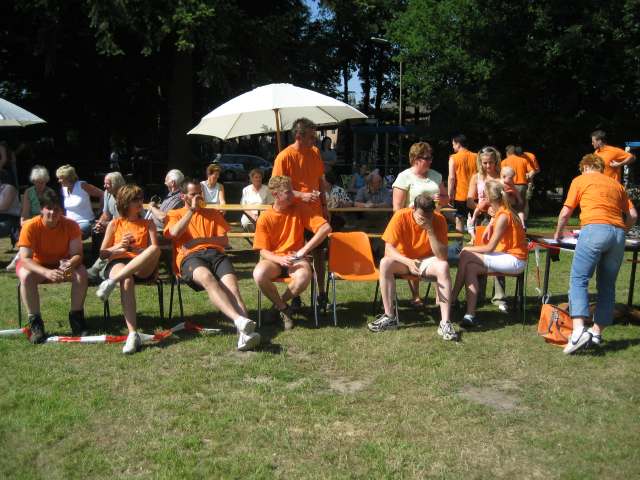 6KAMP 2006 Dorpshuis Vierhouten (Oranje/ijsvereniging)